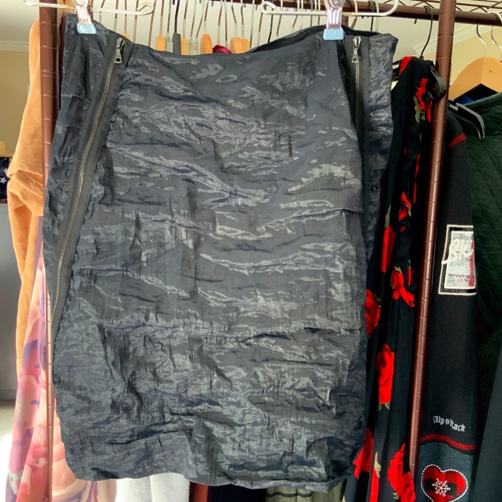 Yigal azrouei crinkle zip around mini skirt